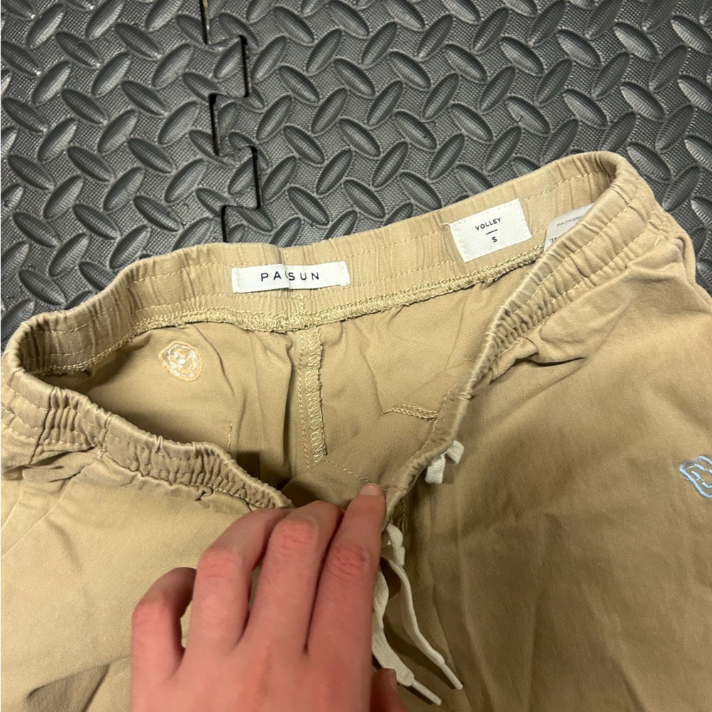 Khaki pacsun shorts